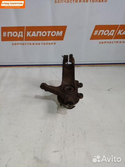 Кулак передний левый Ford Focus 2 рест. 2009