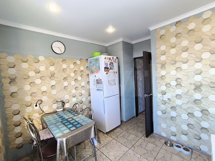 2-к. квартира, 58,3 м², 3/3 эт.