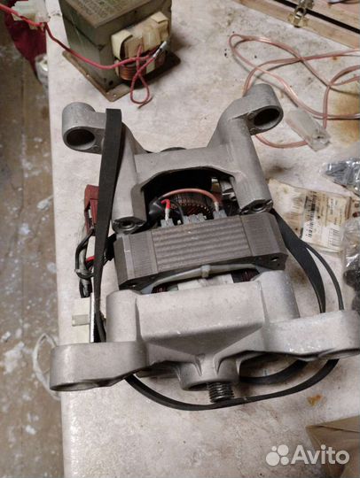 Электродвигатель стиральной машины