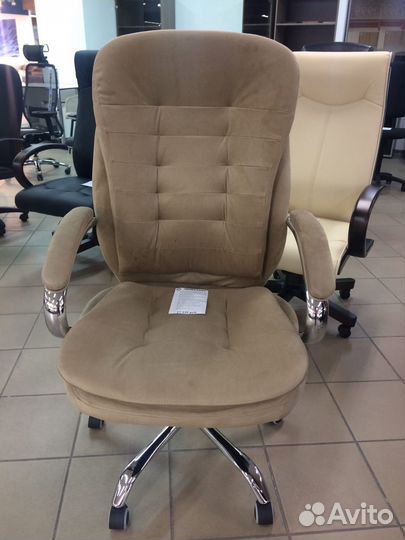 Тканевое кресло