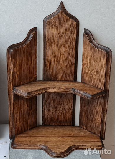 Угловая полочка для икон