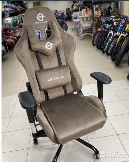 Компьютерное кресло