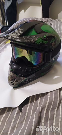 Шлем кроссовый