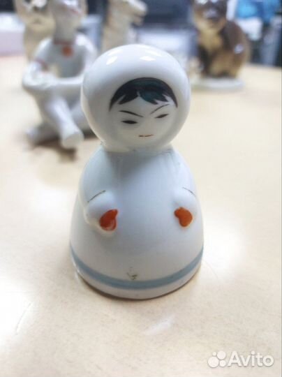 Фарфоровые статуэтки лфз/хфз