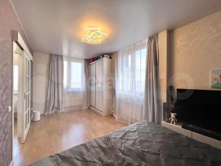 1-к. квартира, 33 м², 12/16 эт.