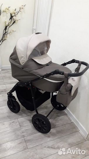 Коляска 2 в 1 как новая