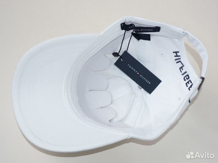Бейсболка Tommy Hilfiger белая новая