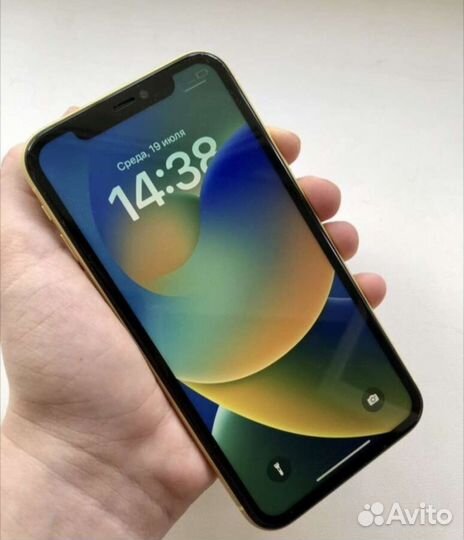 iPhone 11, 64 ГБ