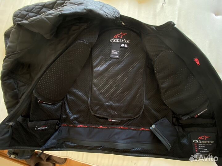 Мотокуртка