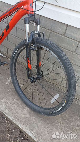 Велосипед GT Stomper prime 26