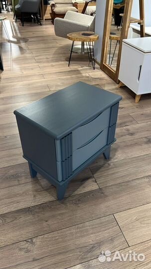 Тумба прикроватная 