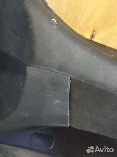 Обшивка двери передней правой Kia Sorento II реста