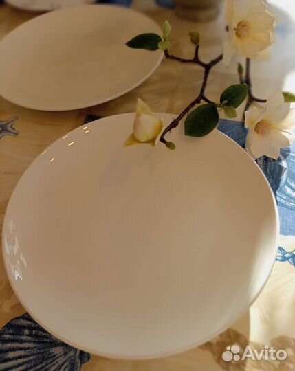 Тарелка Narumi 27 см