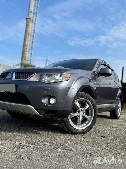 Mitsubishi Outlander 3.0 AT, 2007, 295 500 км