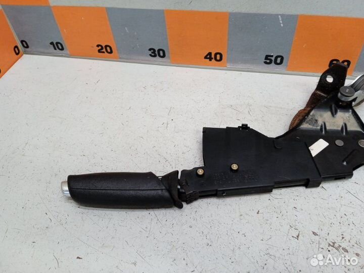 Рычаг стояночного тормоза Audi A4 B6 2.0 2004