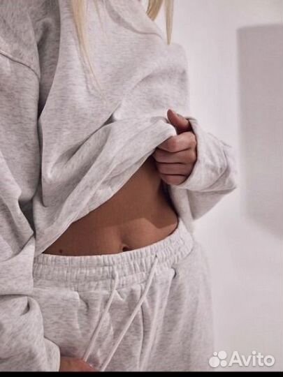 Костюм спортивный женский