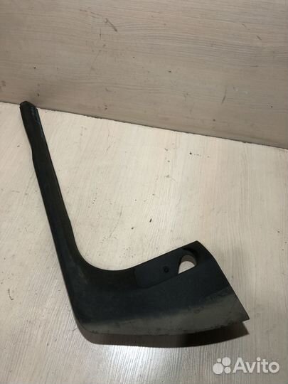 Накладка порога передняя левая Skoda Fabia 2