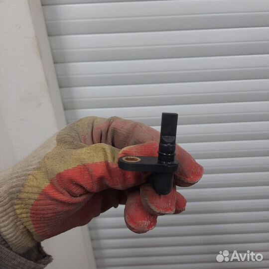 Датчик ABS пер. П. Toyota Tundra/2008