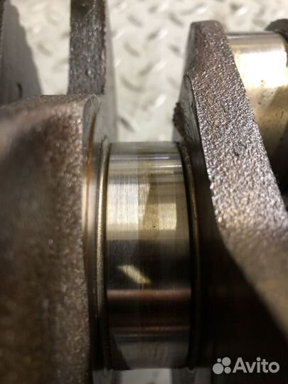 Коленвал 2.3 agz