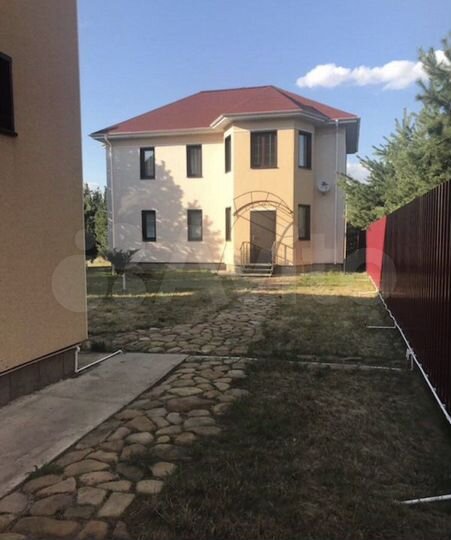 Коттедж 500 м² на участке 24 сот.