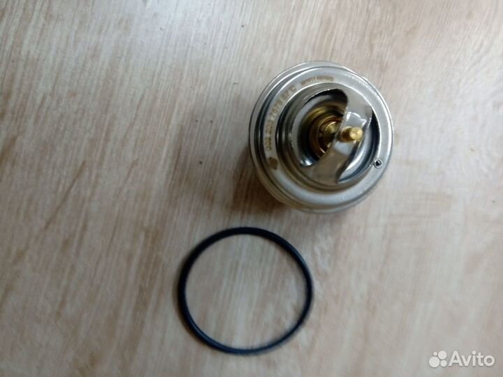 Термостат м102