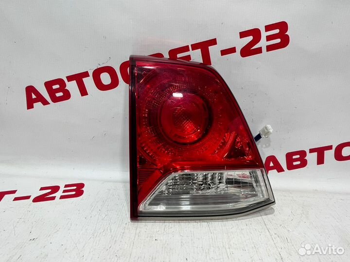 Toyota Land Cruiser 200 12- Фонарь внутрений левый