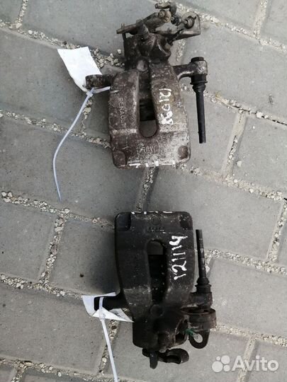 Суппорт Задний Левый или Правый Рено меган 2