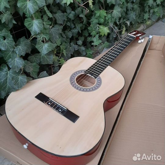 Гитара Belucci полноразмерная классическая