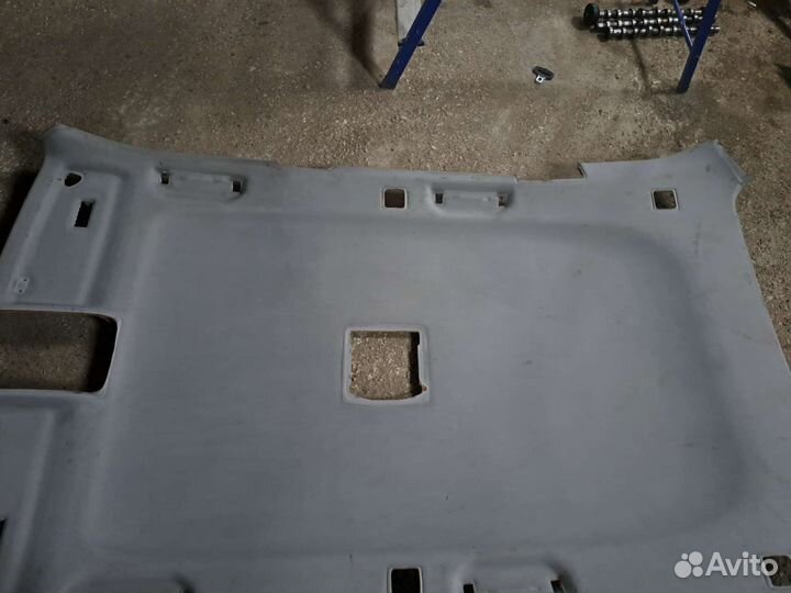 Обшивка потолка BMW E53