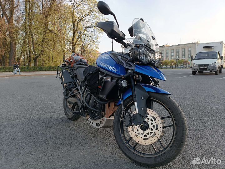 Triumph tiger 800