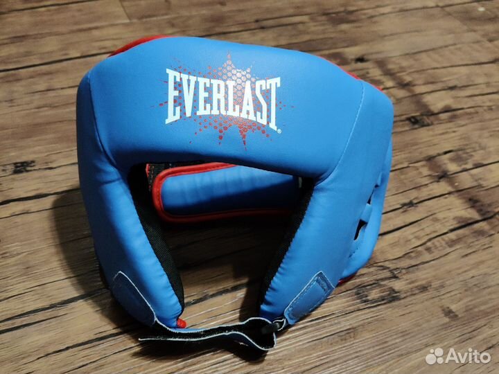 Боксерский шлем everlast