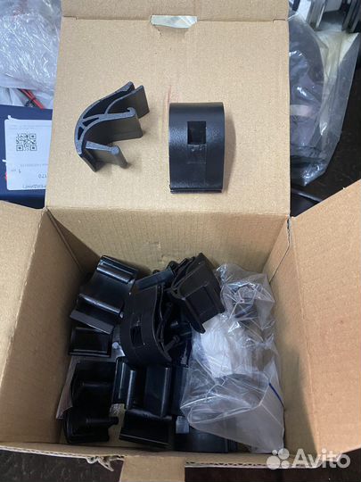 Крепление радиатора (верхнее ) - Е32 / Е34