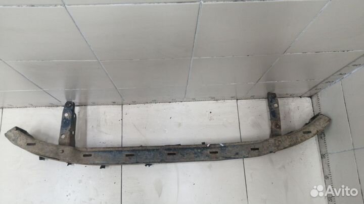 Усилитель переднего бампера Volkswagen Passat