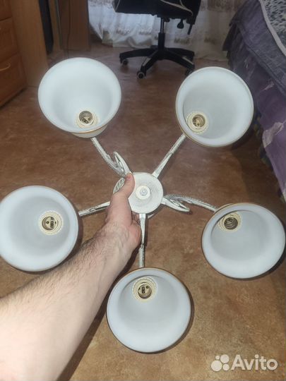 Люстра потолочная бу