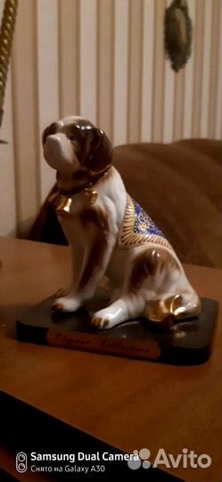 Статуэтка собаки фарфор собаки