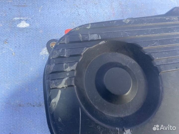 Крышка грм левая Subaru Outback BP 2003-2009