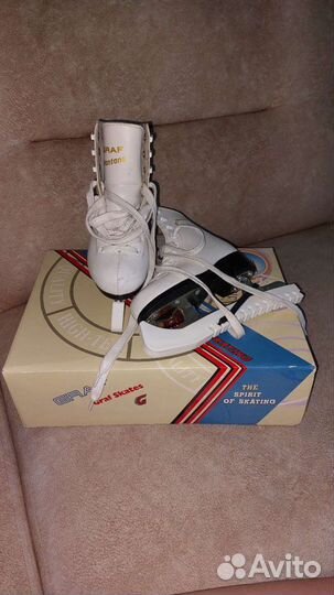 Коньки профессиональные graf