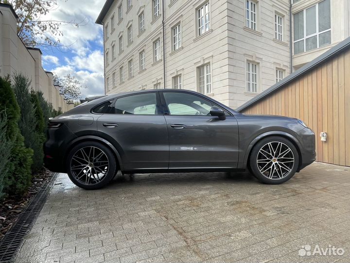 Porsche Cayenne Coupe 3 AT, 2023, 63 км