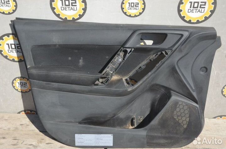 Обшивки дверей передние Subaru Forester SJ