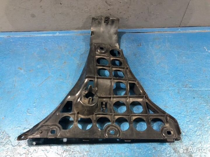 Крепление бампера заднее левое Bmw 5 E60 Рест