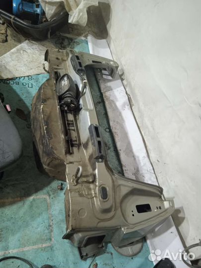 Задняя панель кузова renault Logan