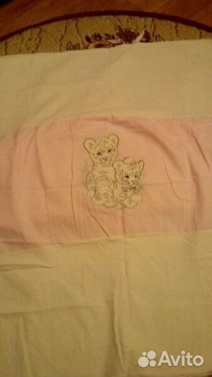 Бортик на детскую кроватку