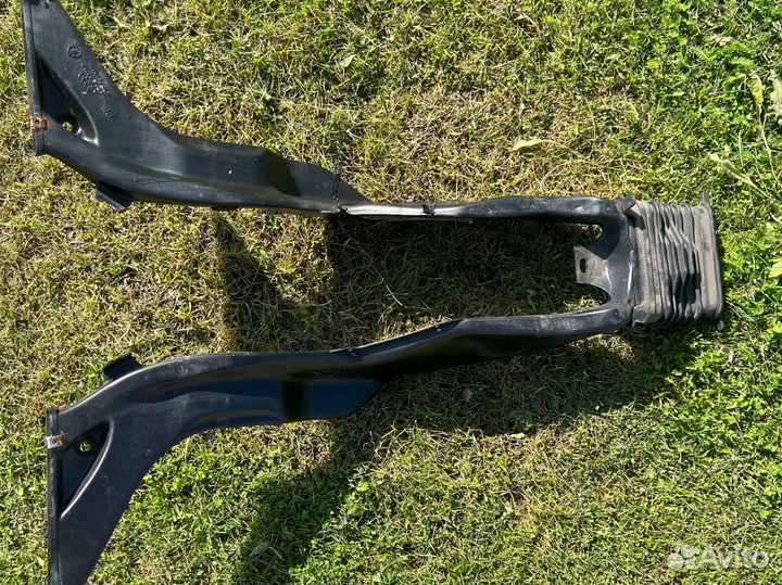 Воздуховод audi a6/100 c4