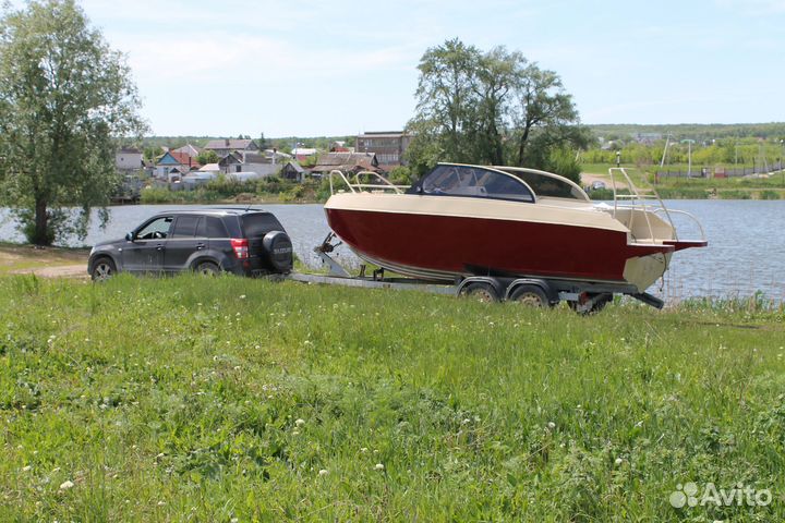 Амг катер Игуана