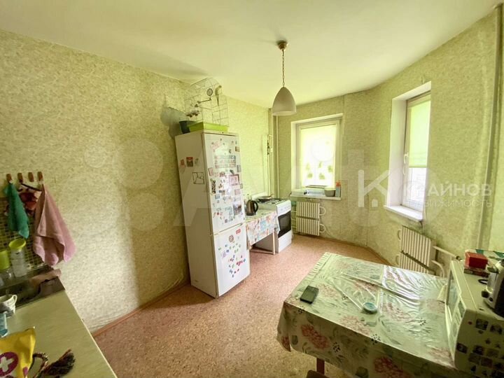 1-к. квартира, 42 м², 7/10 эт.