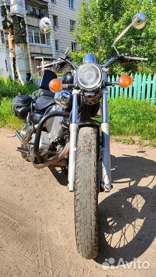 Yamaha XV400 Virago