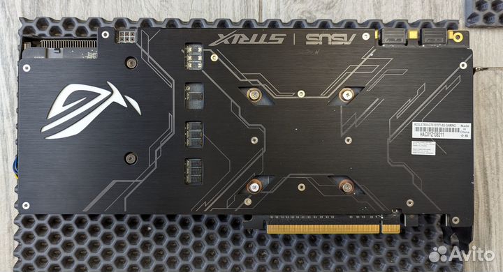 Asus ROG Strix GTX 1070 Ti 8GB