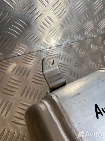 Ресивер правый Audi Q7 4M cvmd 2016