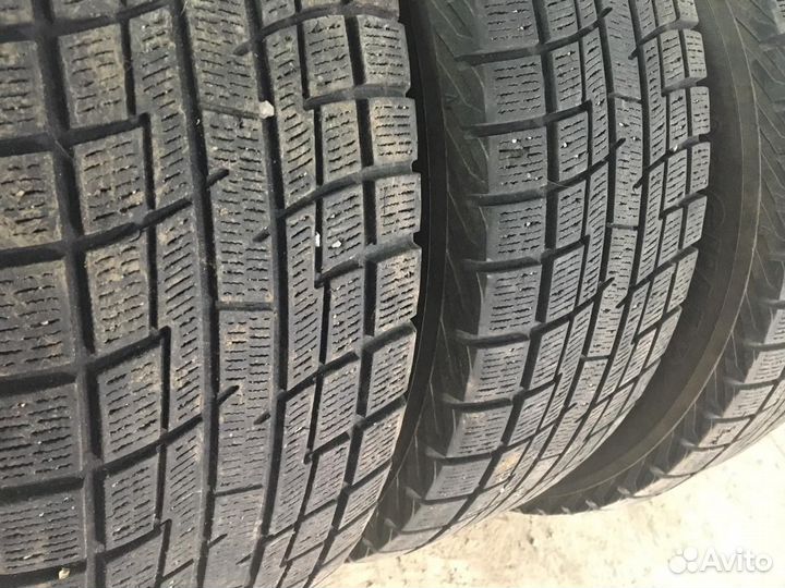 Yokohama Ice Guard IG30 215/60 R16 95Q