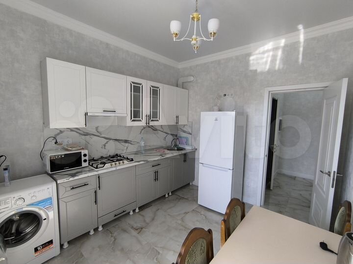 2-к. квартира, 62 м², 9/16 эт.